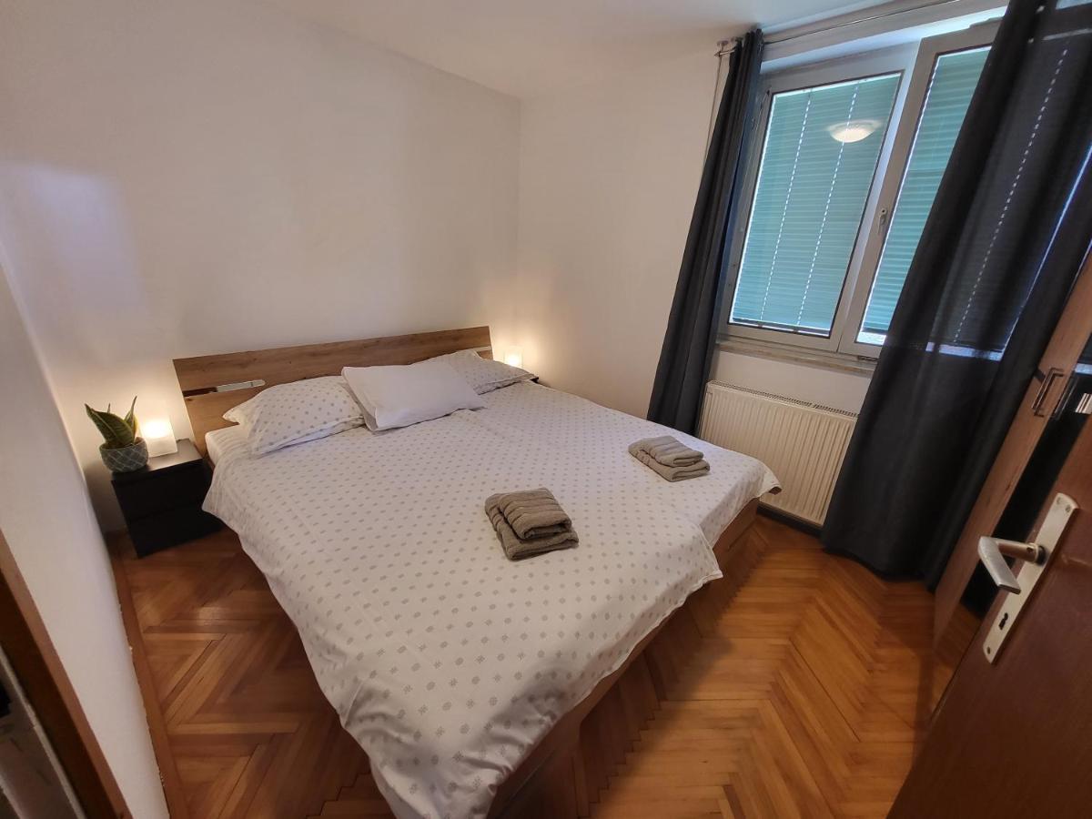 Sava River House -